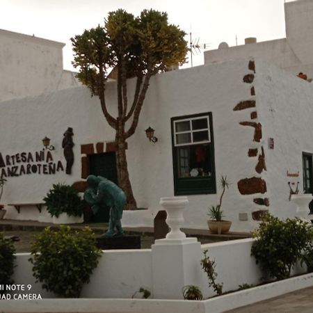 Precioso Apartamento Con Terraza En Teguise Apartment Teguise  Exterior photo